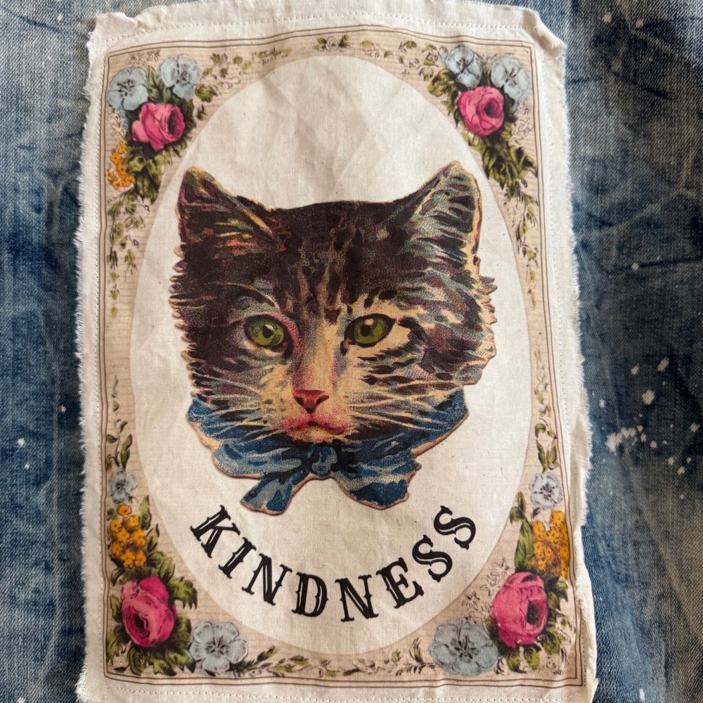 Upcycled/Reworked Denim Jacket| Vintage Heron, Cat, & Bow Patchwork| Boho| Large - Picture 5 of 13